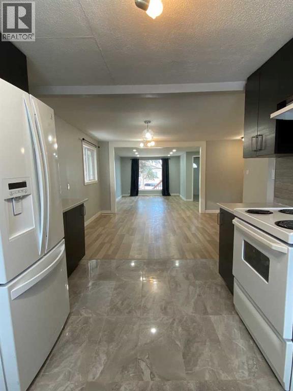 5319 55 Street, Camrose, Alberta  T4V 2B9 - Photo 8 - A2284032