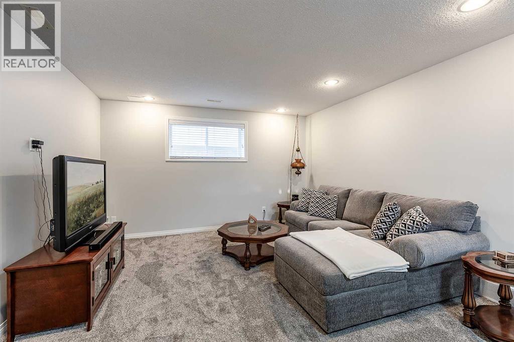 226 Somerset Way Se, Medicine Hat, Alberta  T1B 0B6 - Photo 34 - A2286160