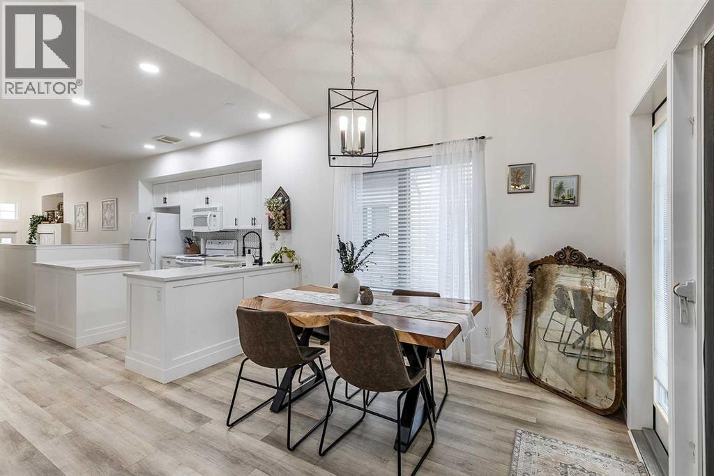 226 Somerset Way Se, Medicine Hat, Alberta  T1B 0B6 - Photo 16 - A2286160