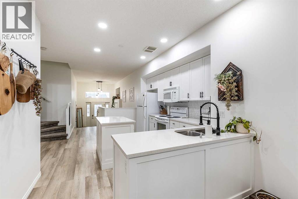 226 Somerset Way Se, Medicine Hat, Alberta  T1B 0B6 - Photo 12 - A2286160