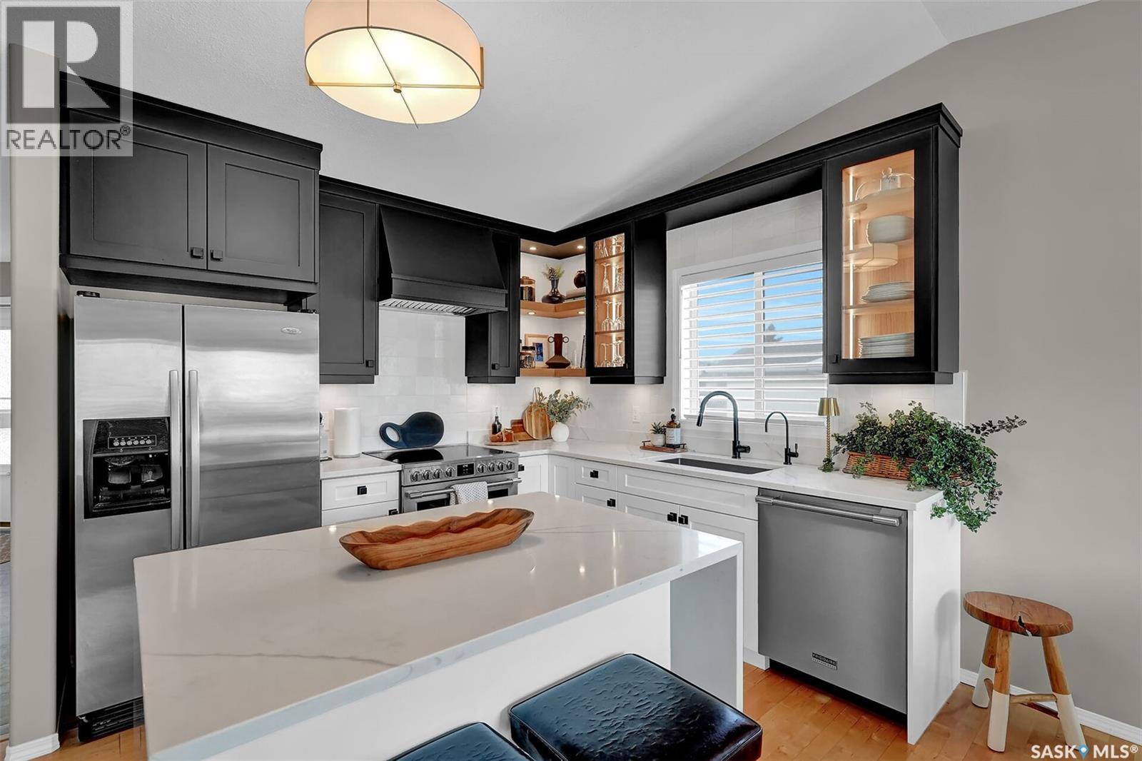 4 2751 Windsor Park Road, Regina, Saskatchewan  S4V 1H1 - Photo 1 - SK030786