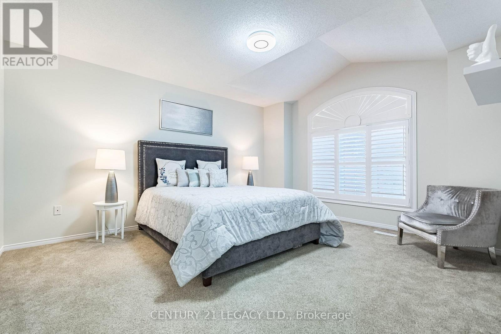 4110 Forest Run Avenue, Burlington, Ontario  L7M 4L7 - Photo 33 - W12911644