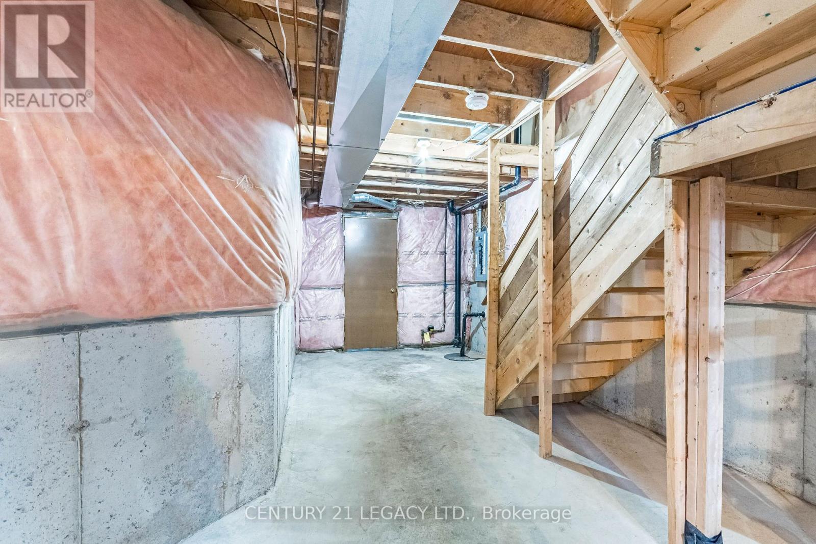 4110 Forest Run Avenue, Burlington, Ontario  L7M 4L7 - Photo 38 - W12911644