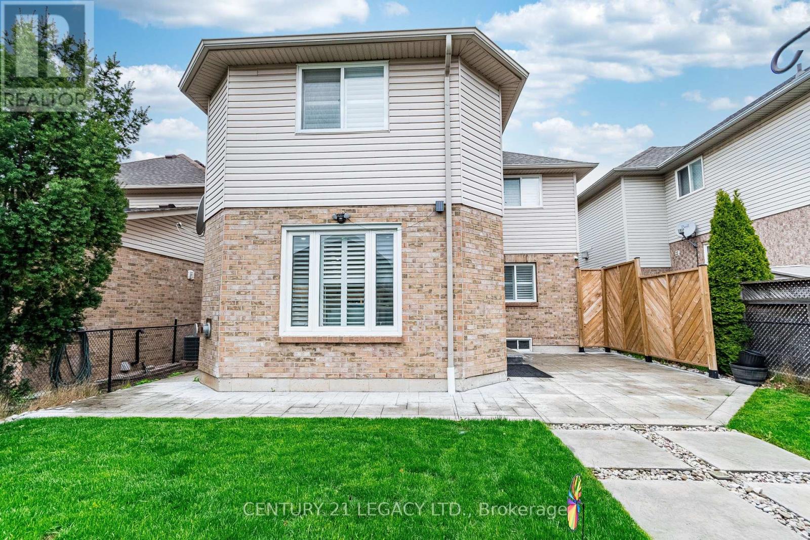 4110 Forest Run Avenue, Burlington, Ontario  L7M 4L7 - Photo 44 - W12911644