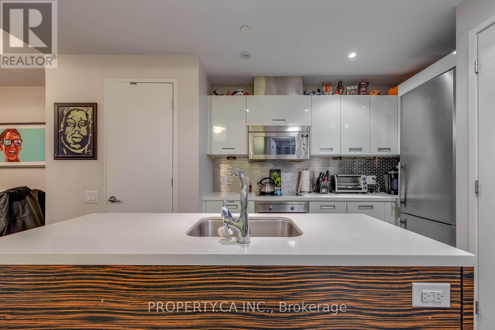 1502 - 90 Park Lawn Road, Toronto, Ontario  M8Y 0B6 - Photo 5 - W12911650