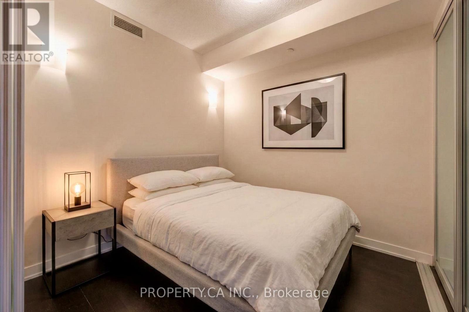 1502 - 90 Park Lawn Road, Toronto, Ontario  M8Y 0B6 - Photo 9 - W12911650