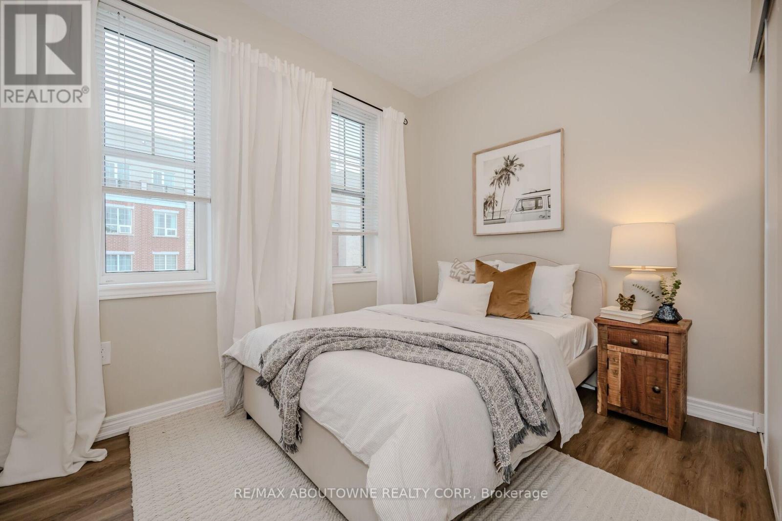 312 - 269 Georgian Drive, Oakville, Ontario  L6H 0L1 - Photo 22 - W12911662