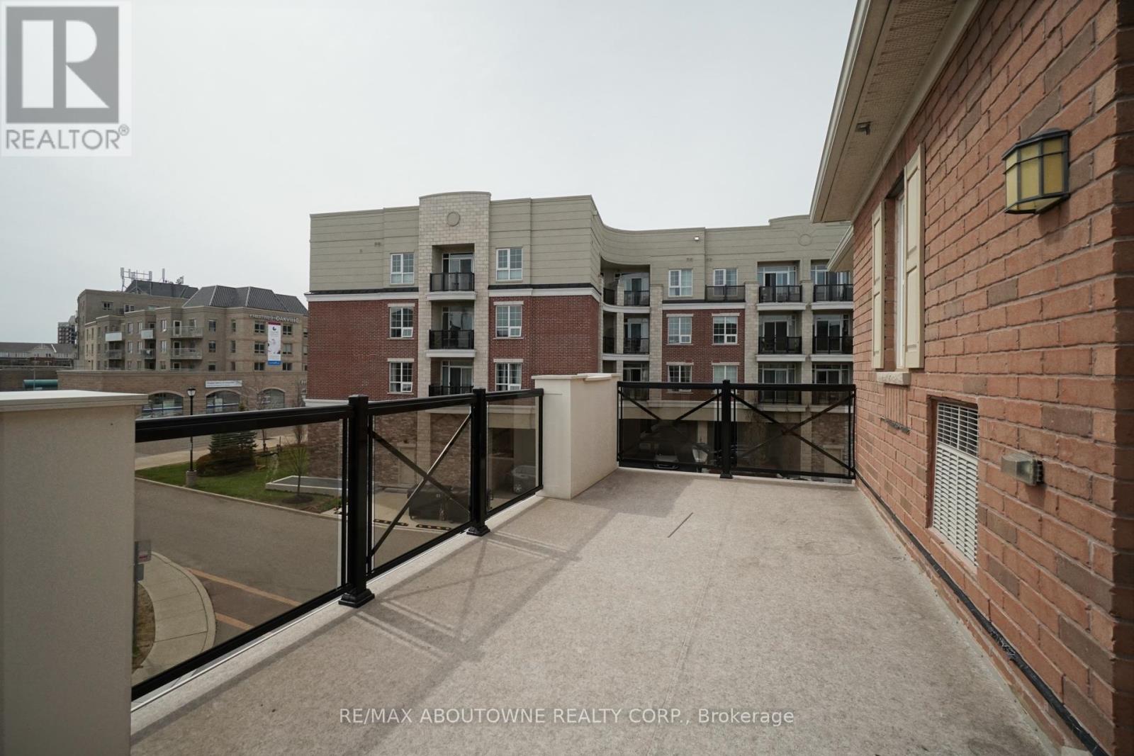 312 - 269 Georgian Drive, Oakville, Ontario  L6H 0L1 - Photo 26 - W12911662