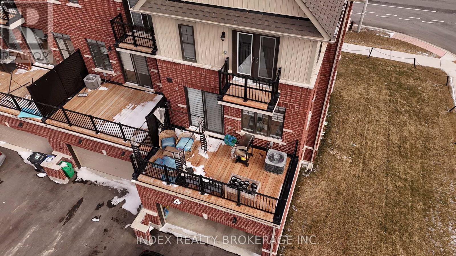 428 Tim Manley Avenue N, Caledon, Ontario  L7C 4M1 - Photo 3 - W12911728