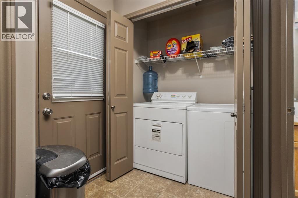 24, 5302 47 Street, Camrose, Alberta  T4V 5J5 - Photo 9 - A2295056