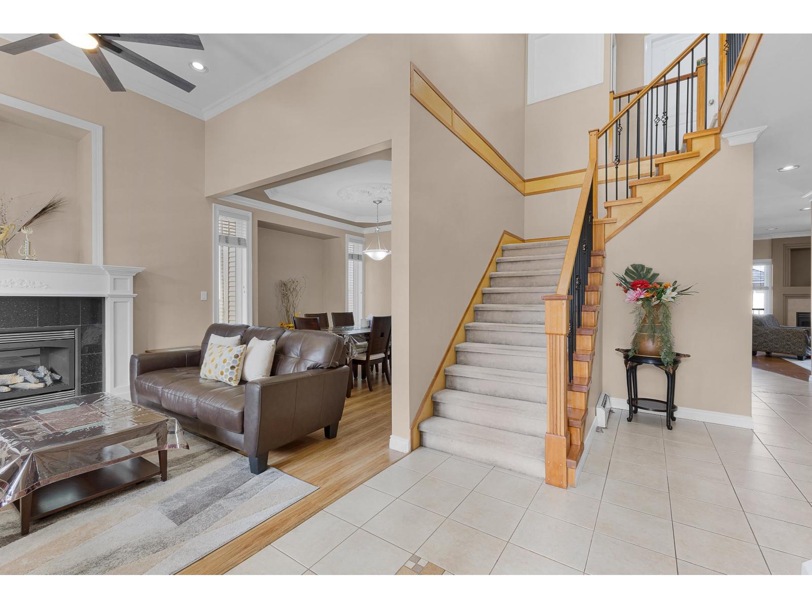 14581 76a Avenue, Surrey, British Columbia  V3S 2P4 - Photo 8 - R3101019