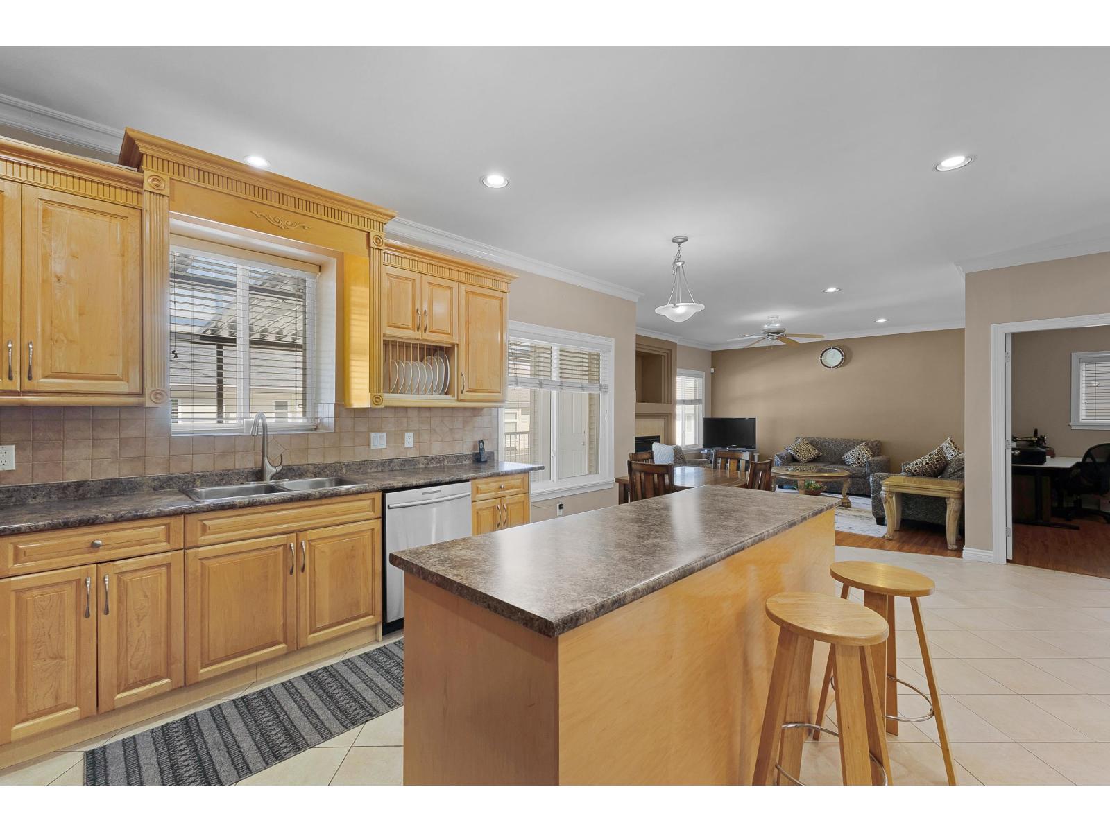 14581 76a Avenue, Surrey, British Columbia  V3S 2P4 - Photo 14 - R3101019