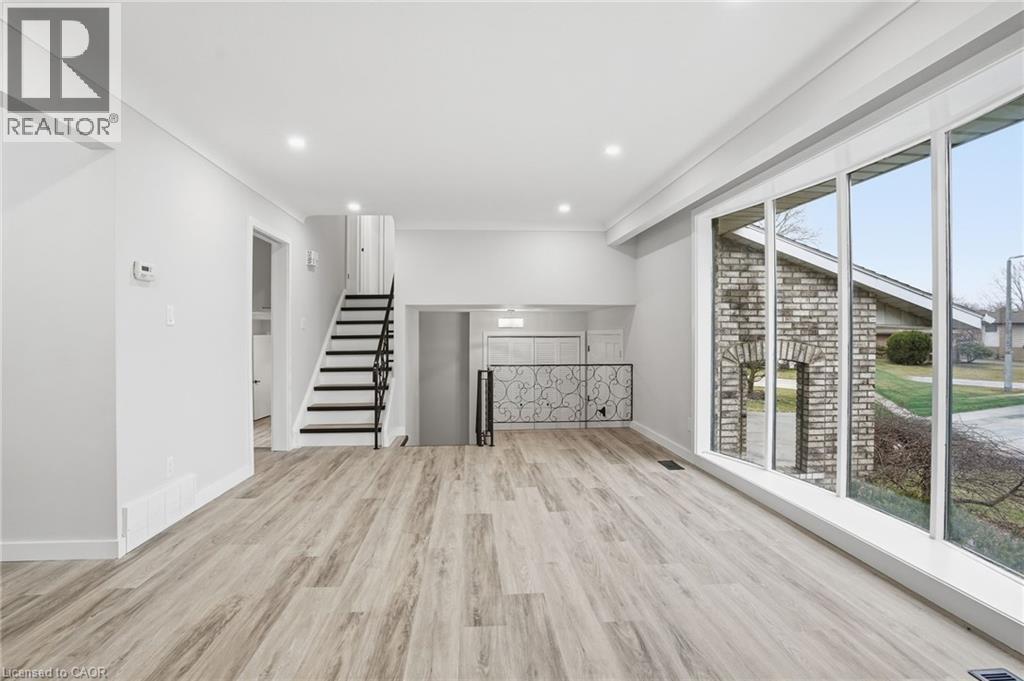 22 Little John Court, Welland, Ontario  L3C 5X2 - Photo 10 - 40811818