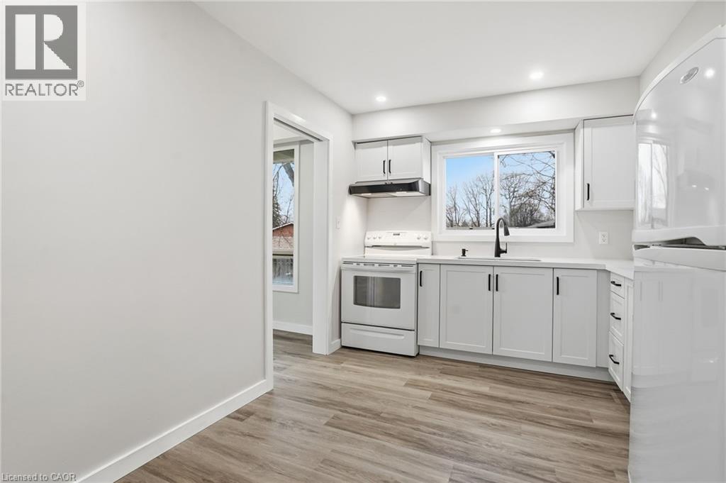 22 Little John Court, Welland, Ontario  L3C 5X2 - Photo 16 - 40811818