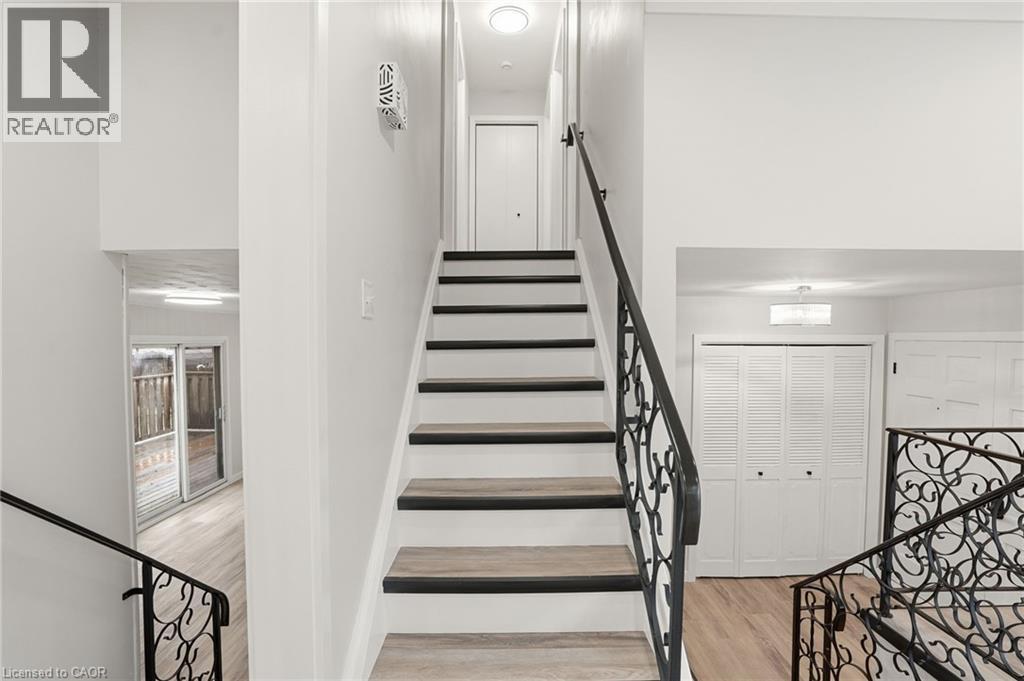 22 Little John Court, Welland, Ontario  L3C 5X2 - Photo 18 - 40811818