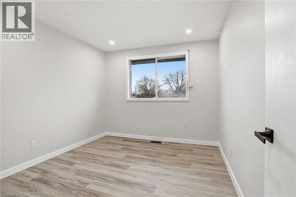 22 Little John Court, Welland, Ontario  L3C 5X2 - Photo 23 - 40811818