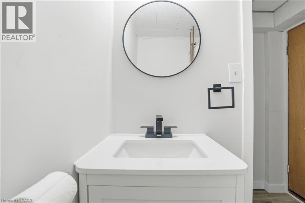 22 Little John Court, Welland, Ontario  L3C 5X2 - Photo 38 - 40811818