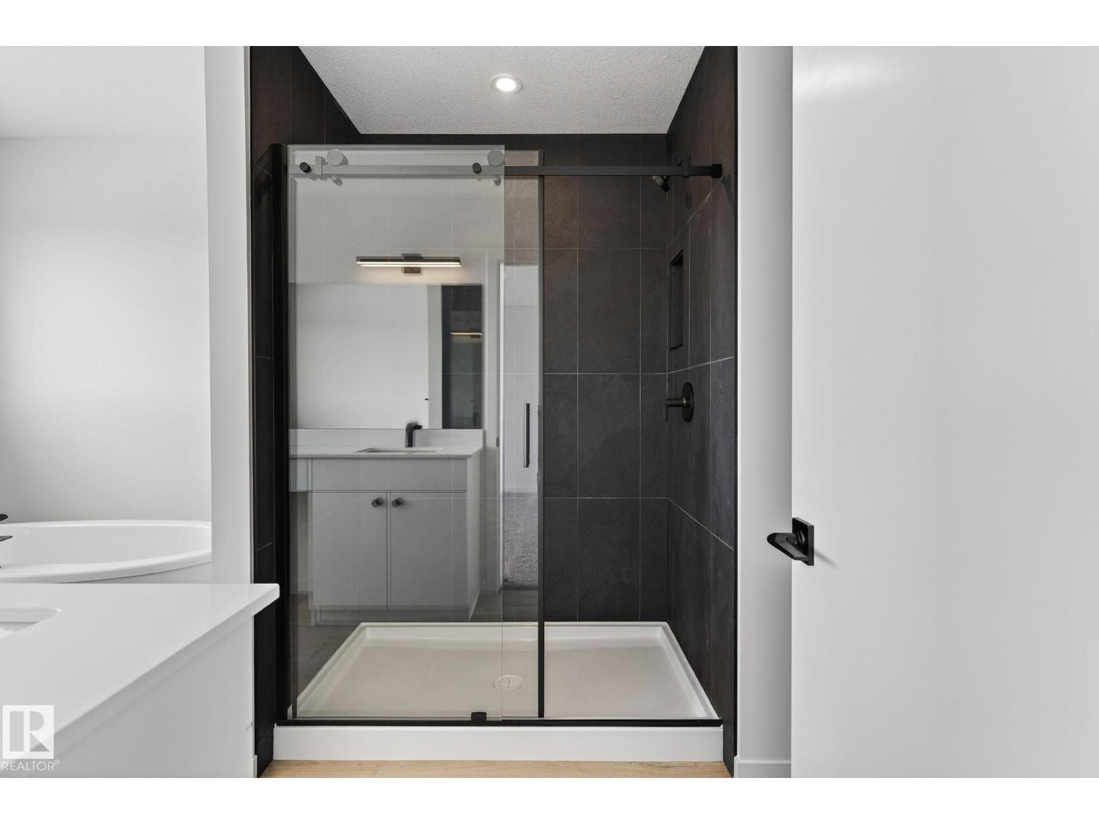 8108 230 Street Nw, Edmonton, Alberta  T5T 7Y1 - Photo 37 - E4478649