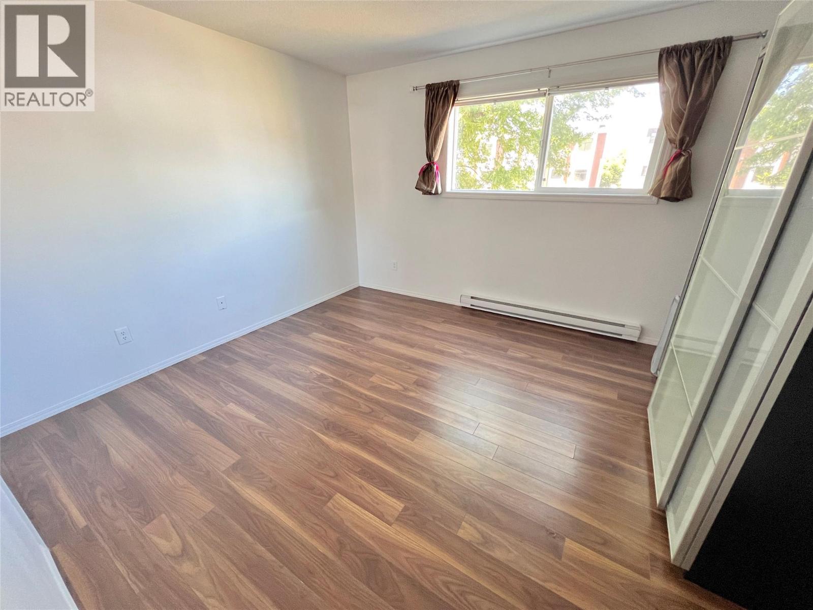 803 Fairview Road Unit# 211, Penticton, British Columbia  V2A 5Y7 - Photo 10 - 10379946