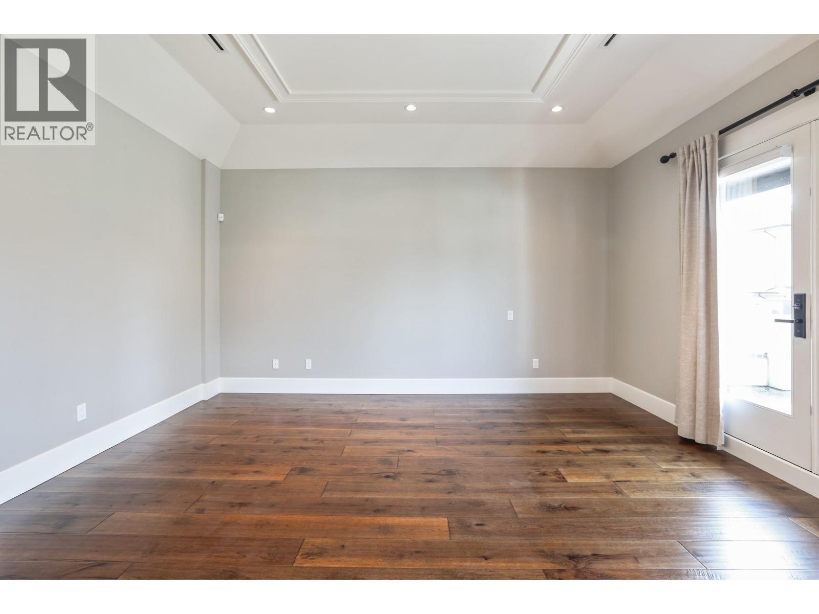 7525 13th Avenue, Burnaby, British Columbia  V3N 2E3 - Photo 16 - R3101089