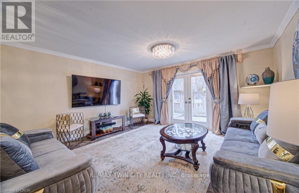 161 Farley Drive, Guelph, Ontario  N1L 1L7 - Photo 23 - X12911642