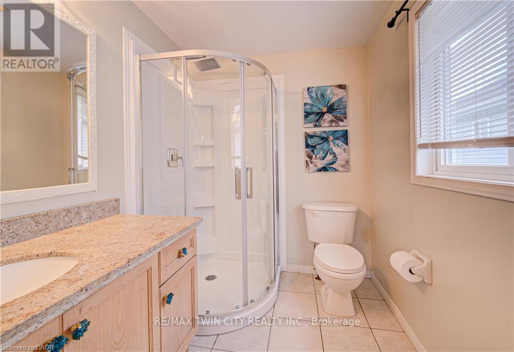 161 Farley Drive, Guelph, Ontario  N1L 1L7 - Photo 31 - X12911642