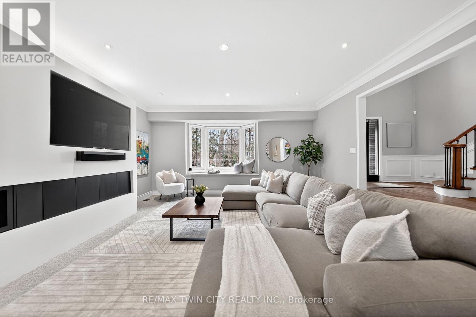 370 Green Acres Drive, Waterloo, Ontario  N2K 1Z1 - Photo 10 - X12911676