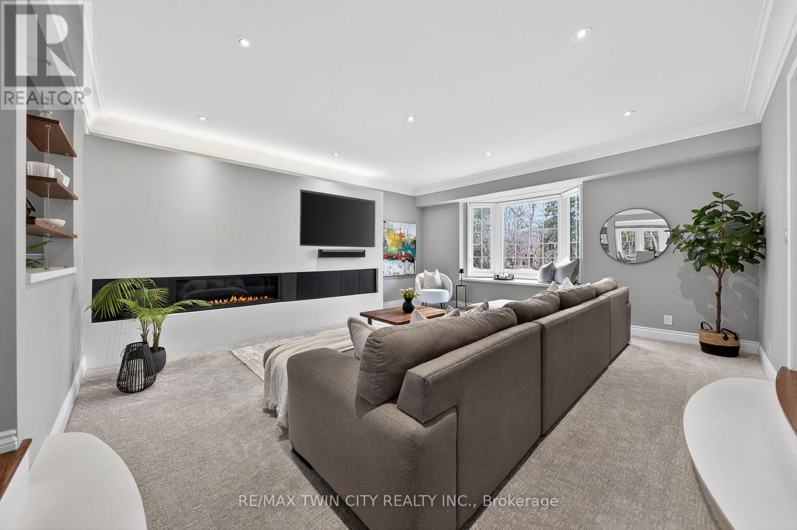 370 Green Acres Drive, Waterloo, Ontario  N2K 1Z1 - Photo 11 - X12911676