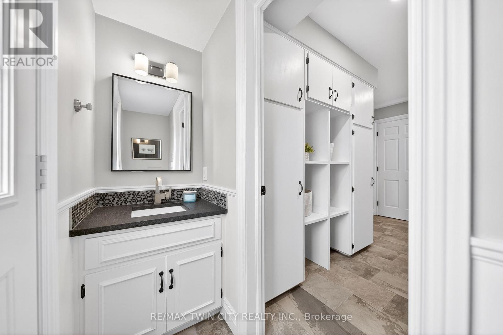 370 Green Acres Drive, Waterloo, Ontario  N2K 1Z1 - Photo 21 - X12911676