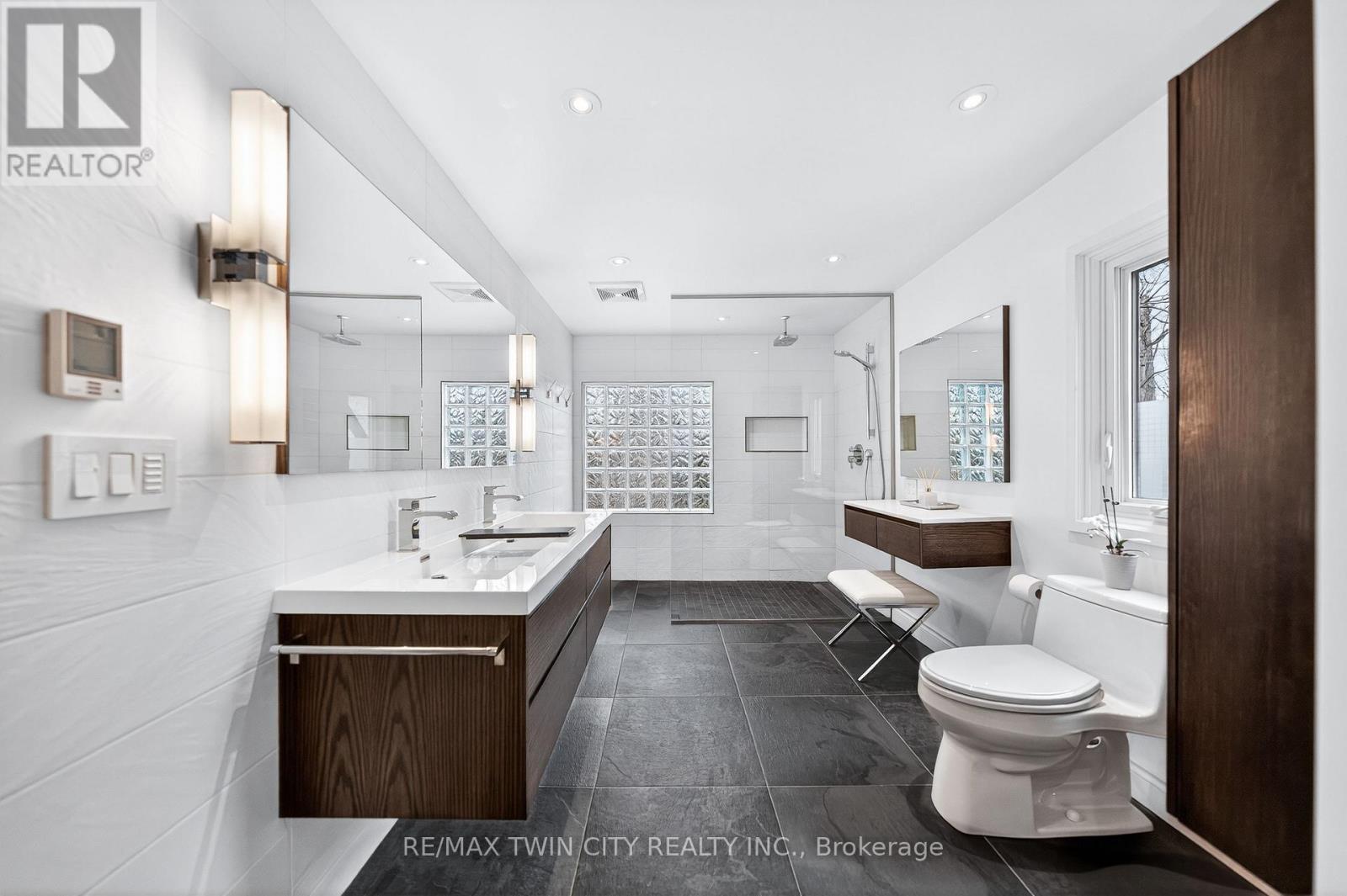 370 Green Acres Drive, Waterloo, Ontario  N2K 1Z1 - Photo 25 - X12911676