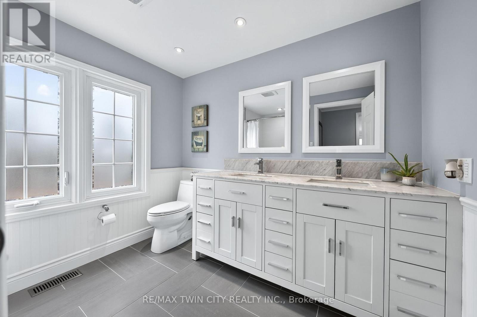 370 Green Acres Drive, Waterloo, Ontario  N2K 1Z1 - Photo 32 - X12911676