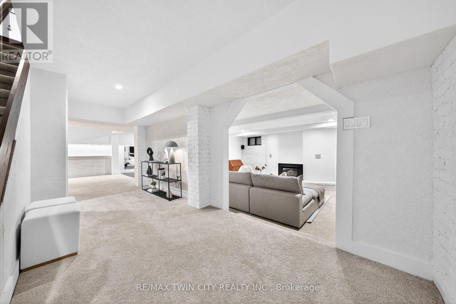 370 Green Acres Drive, Waterloo, Ontario  N2K 1Z1 - Photo 35 - X12911676