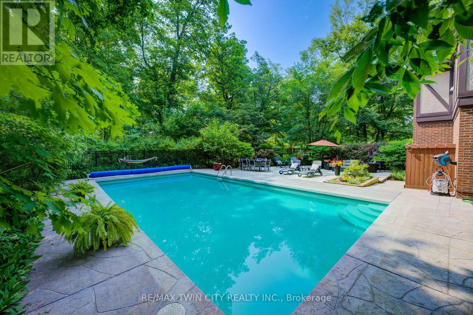 370 Green Acres Drive, Waterloo, Ontario  N2K 1Z1 - Photo 43 - X12911676