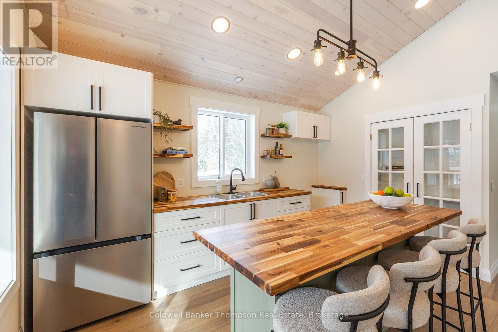 255 Eighth Avenue, Mcmurrich/monteith, Ontario  P0A 1Y0 - Photo 10 - X12739682