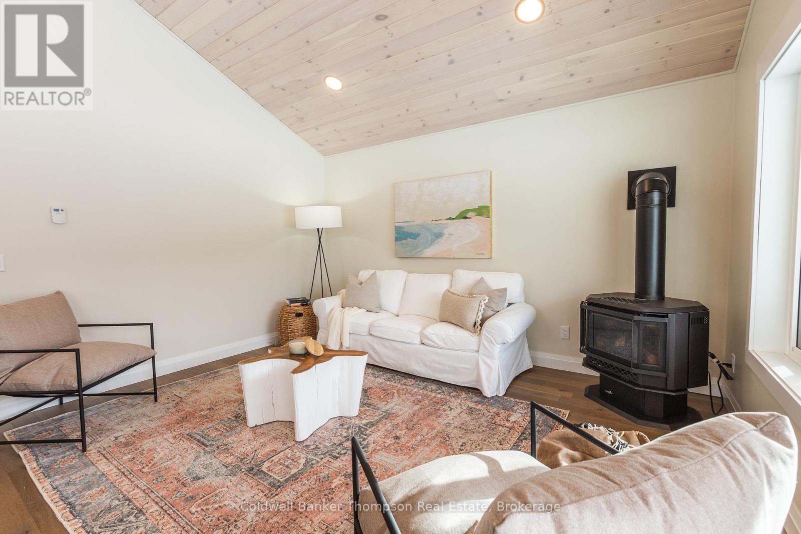 255 Eighth Avenue, Mcmurrich/monteith, Ontario  P0A 1Y0 - Photo 6 - X12739682