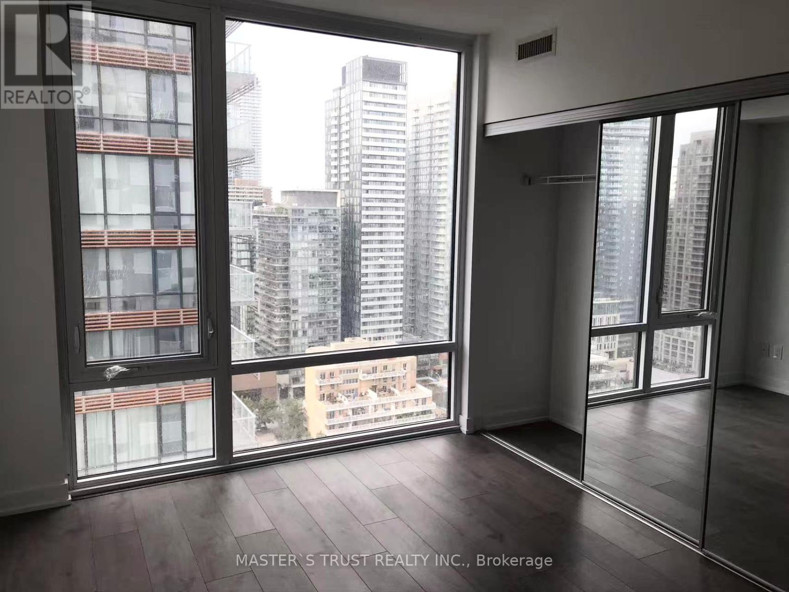 2105 - 501 Yonge Street, Toronto, Ontario  M4Y 0G8 - Photo 2 - C12884452