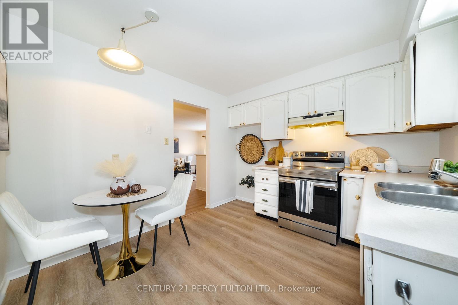 754 Edgewood Road, Pickering, Ontario  L1V 2Z8 - Photo 9 - E12893216