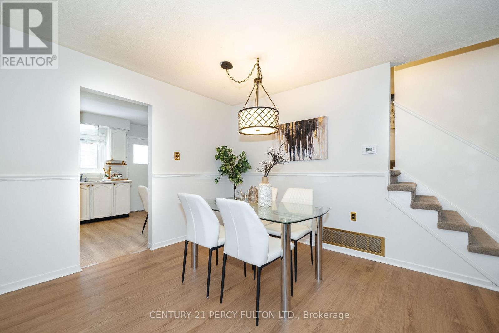 754 Edgewood Road, Pickering, Ontario  L1V 2Z8 - Photo 6 - E12893216