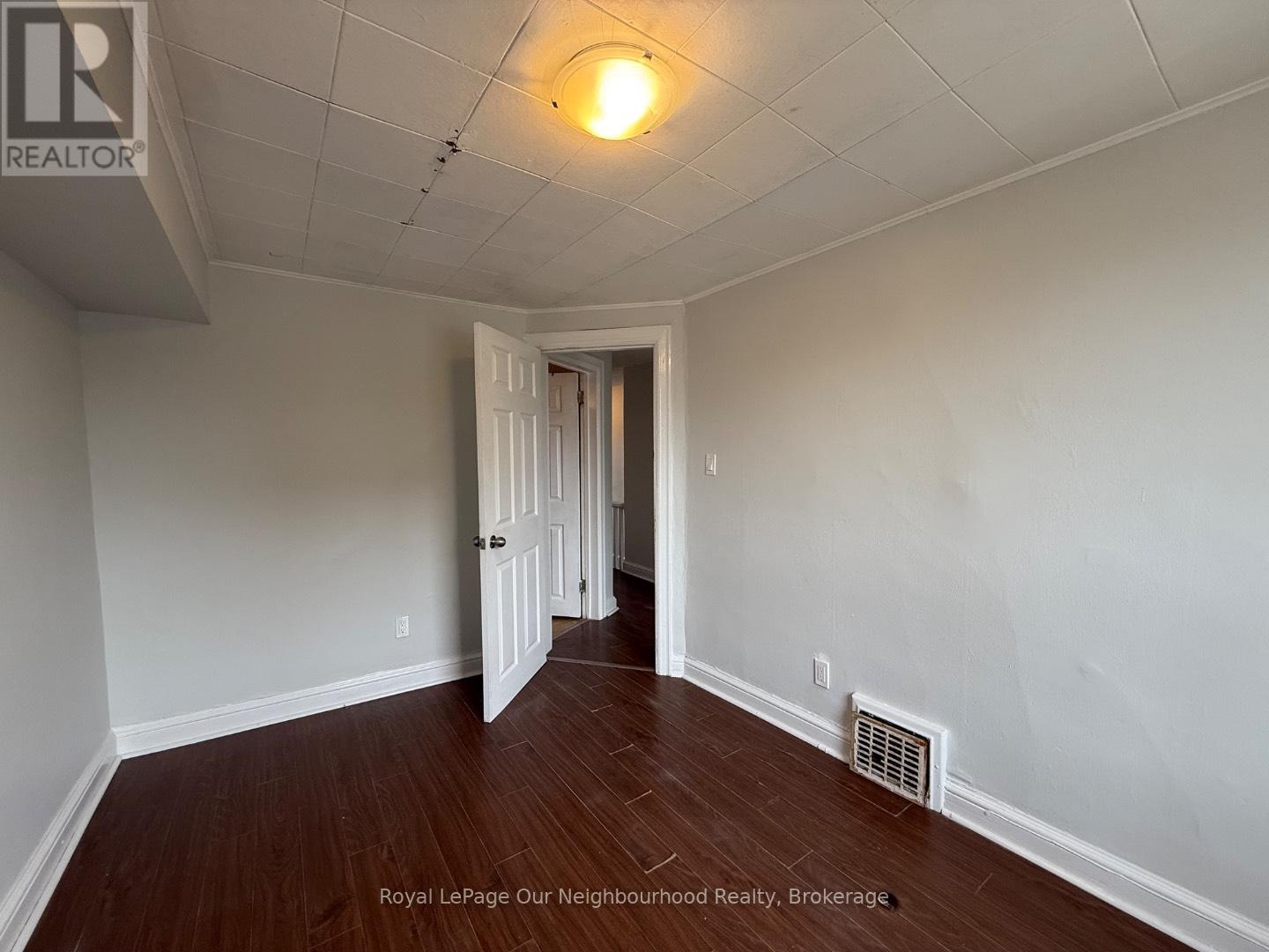 514 Cannon Street E, Hamilton, Ontario  L8L 2E7 - Photo 17 - X12911806