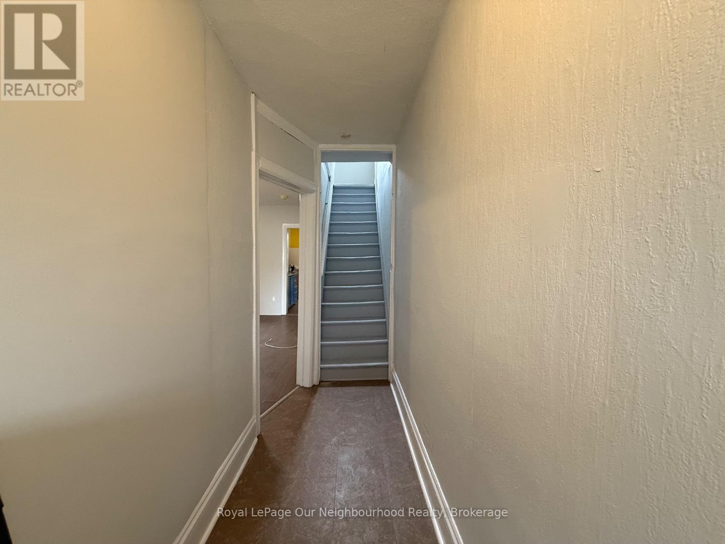 514 Cannon Street E, Hamilton, Ontario  L8L 2E7 - Photo 4 - X12911806