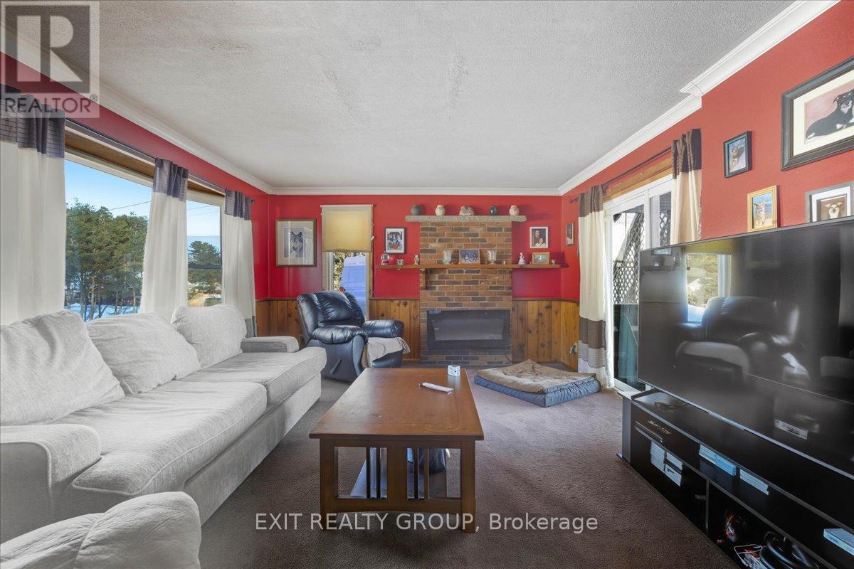 1573 County Road 5, Quinte West, Ontario  K0K 2C0 - Photo 9 - X12911940