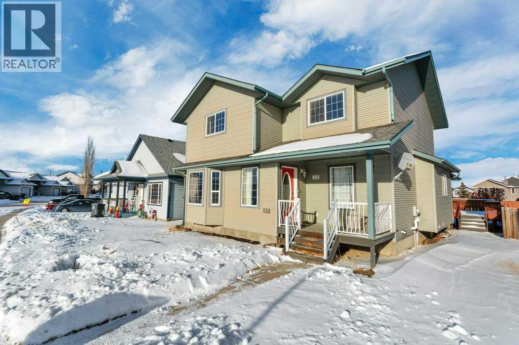 132 Sabre Road, Springbrook, Alberta