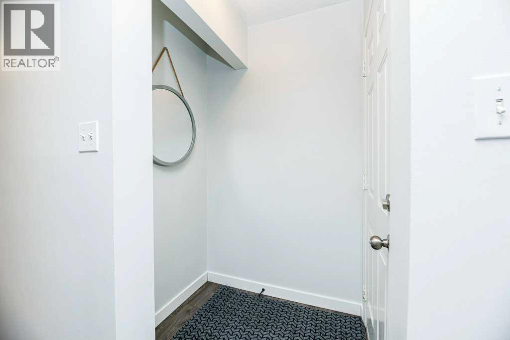 16, 7 Stanton Street, Red Deer, Alberta  T4N 0B9 - Photo 2 - A2294812