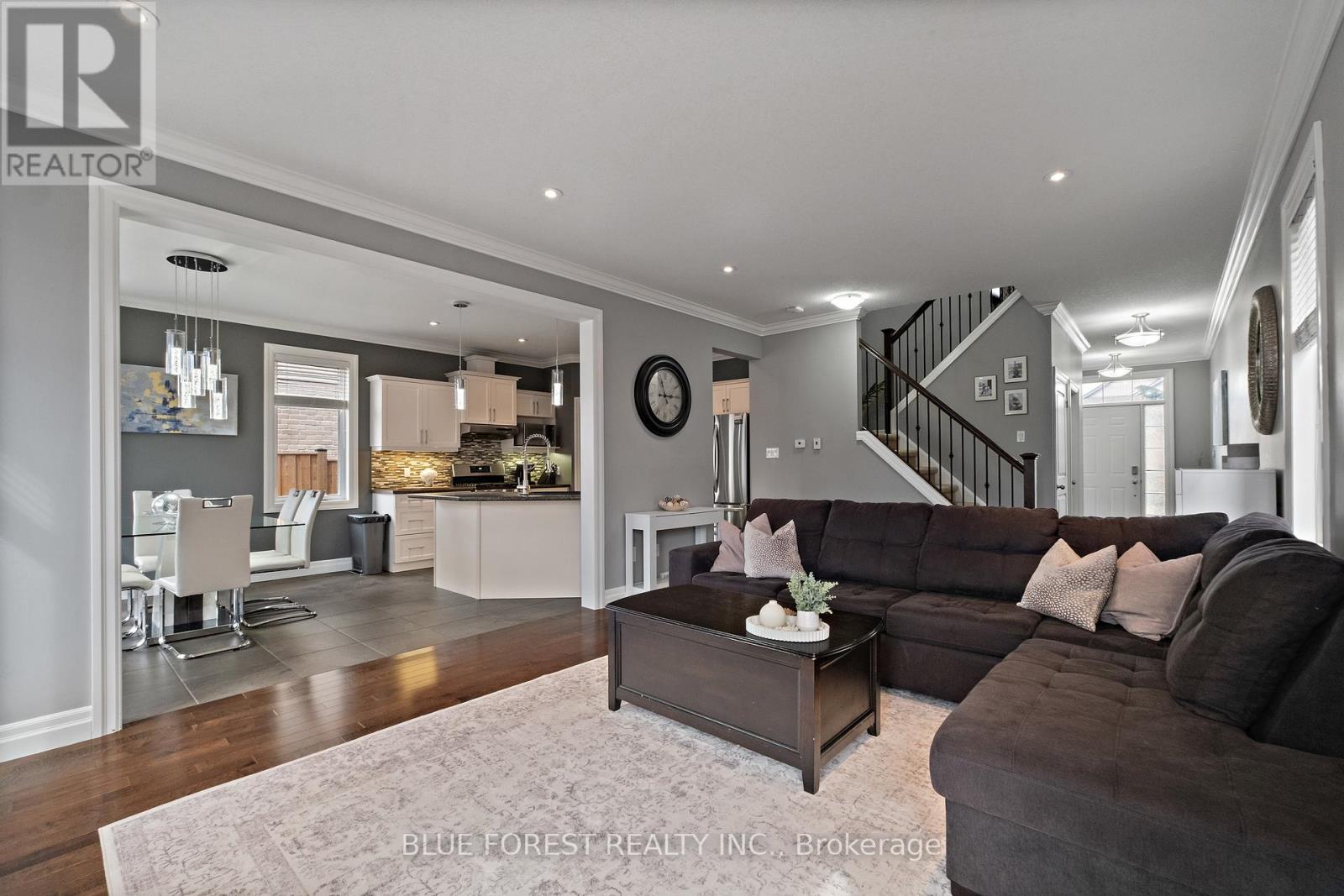 1809 Jubilee Drive, London North, Ontario  N6G 0H5 - Photo 5 - X12911758