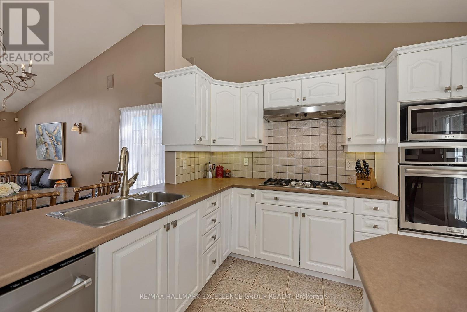 480 Du Ruisseau Street, Clarence-Rockland, Ontario  K4K 1K7 - Photo 11 - X12911744