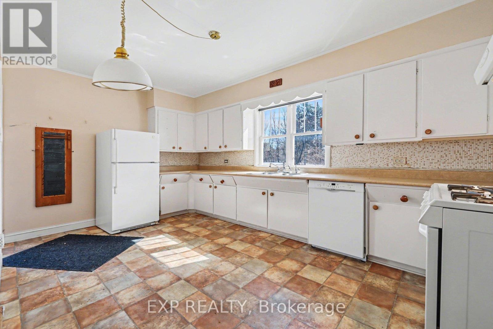 2511 Junction Avenue, Ottawa, Ontario  K1V 8G9 - Photo 12 - X12911816