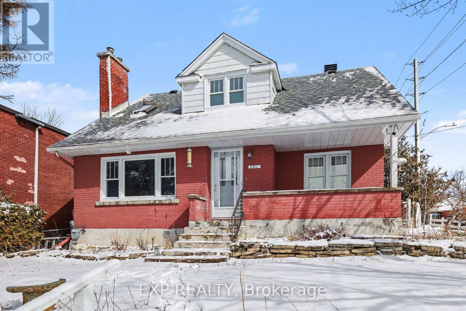 2511 Junction Avenue, Ottawa, Ontario  K1V 8G9 - Photo 2 - X12911816