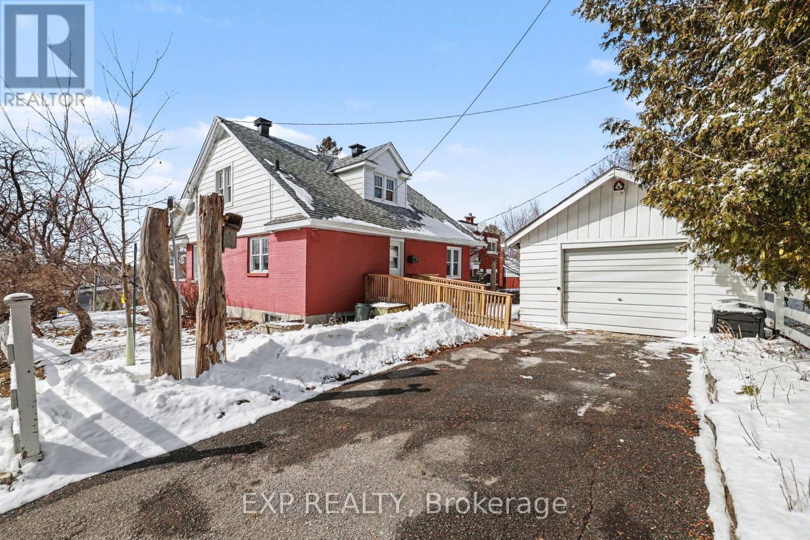 2511 Junction Avenue, Ottawa, Ontario  K1V 8G9 - Photo 4 - X12911816