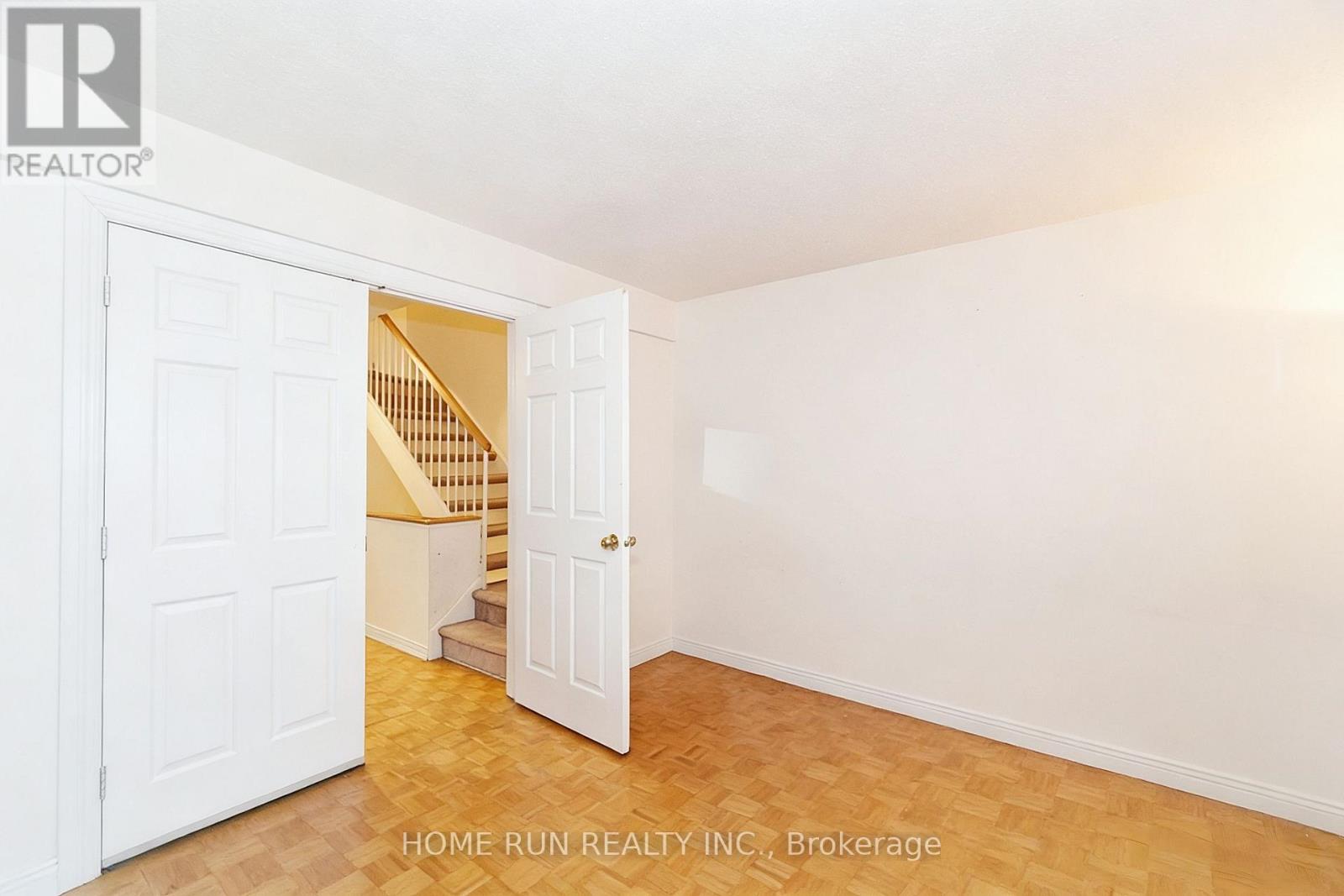 98 Templeton Street, Ottawa, Ontario  K1N 6X3 - Photo 11 - X12911894