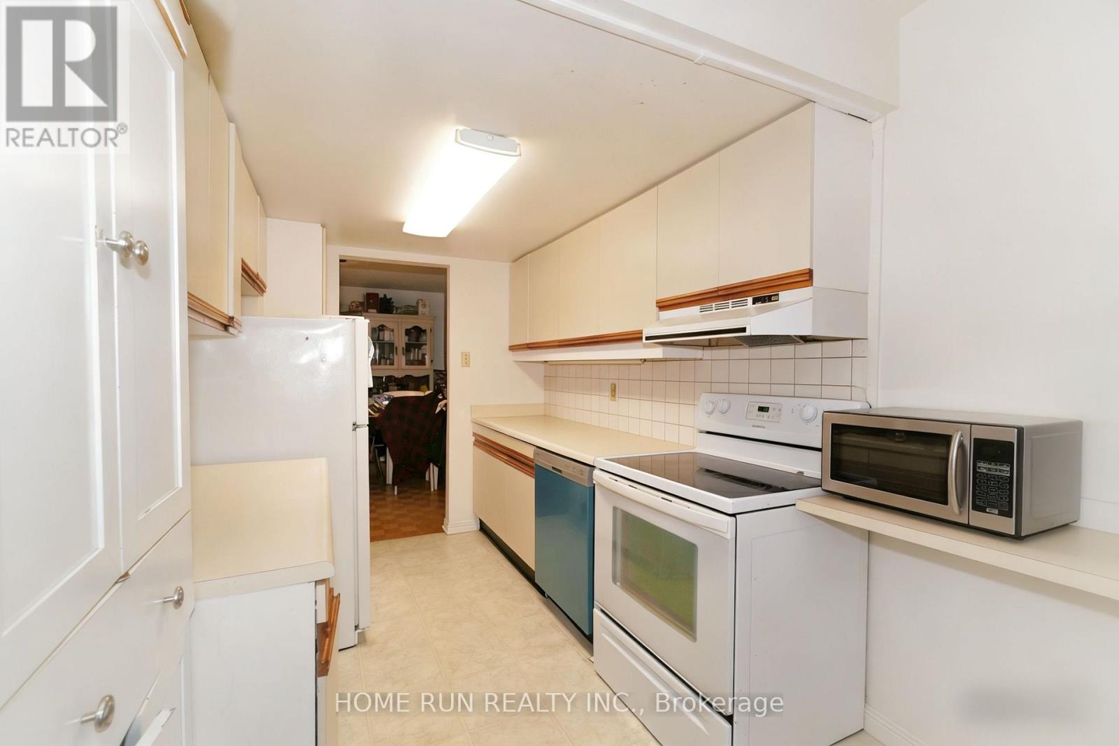 98 Templeton Street, Ottawa, Ontario  K1N 6X3 - Photo 7 - X12911894